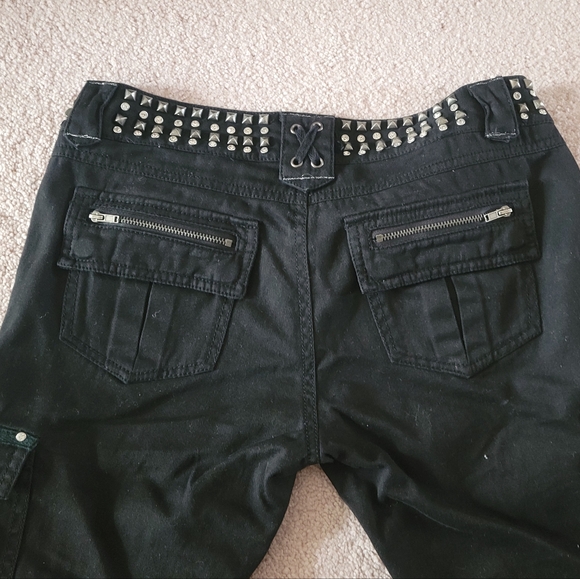 Miss Me | Studded Skinny Cargo Pant - Size 25 - Picture 7 of 7